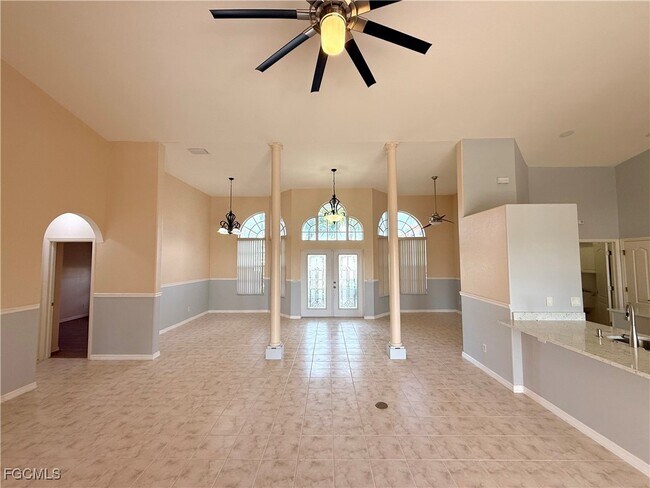 Building Photo - 1700 SW 30th Terrace