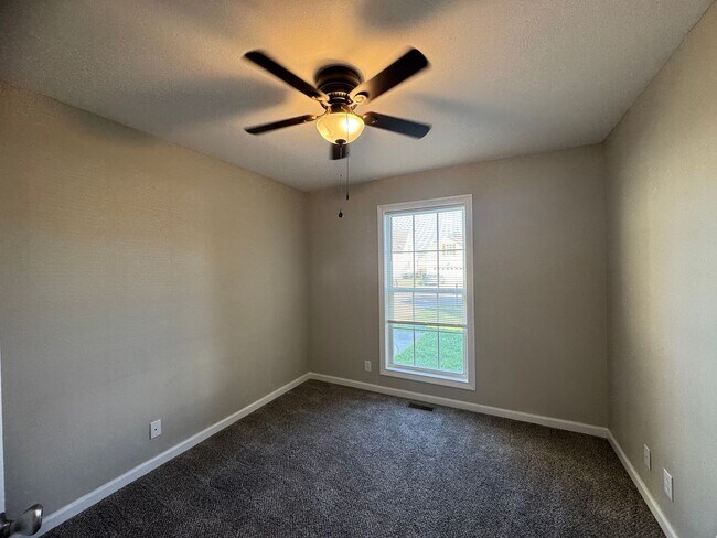 Building Photo - Beautiful Single Family Home