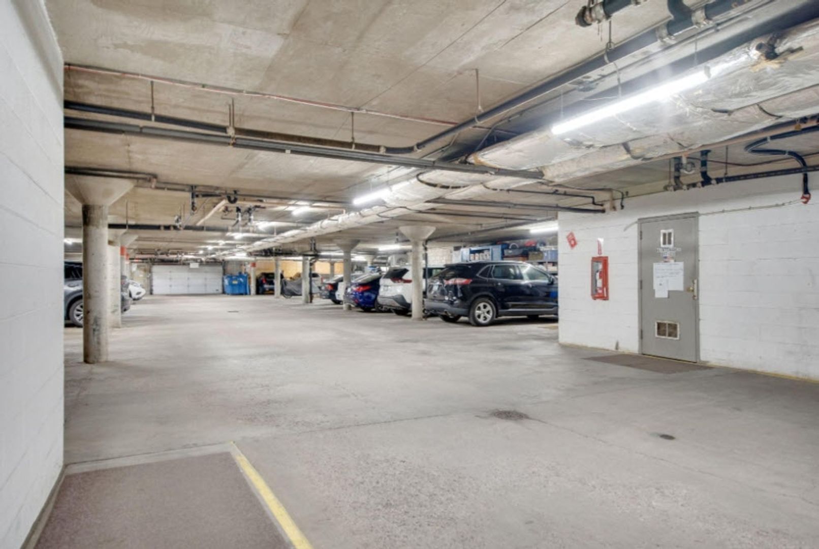 Building Photo - 6201 St Croix Trail N