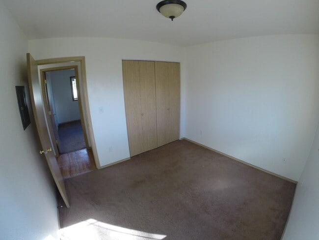 Building Photo - 2804 Gillam Way