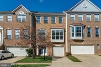 Building Photo - 20927 Trinity Square