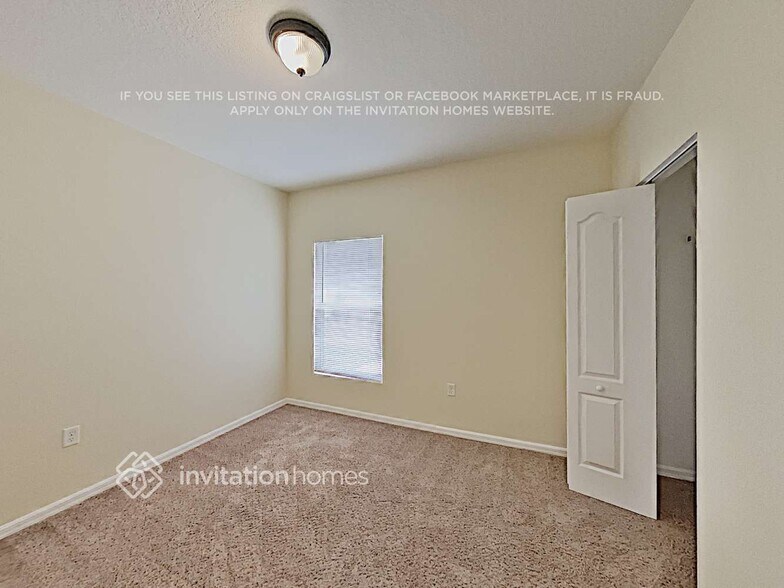 Building Photo - 4531 MacKenzie Way