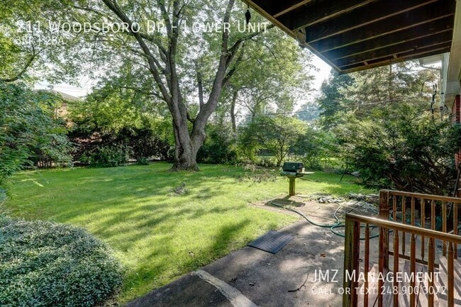 Building Photo - 211 Woodsboro Dr