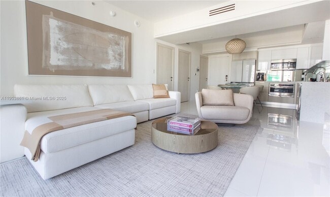 Building Photo - 92 SW 3rd St