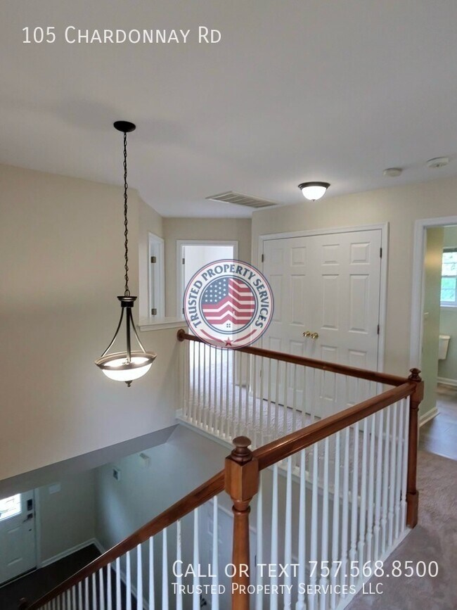 Building Photo - 105 Chardonnay Rd