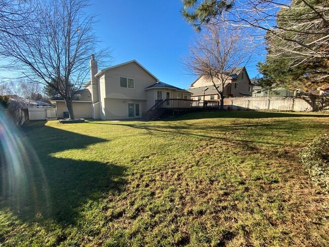 Building Photo - 124 Piper Ct