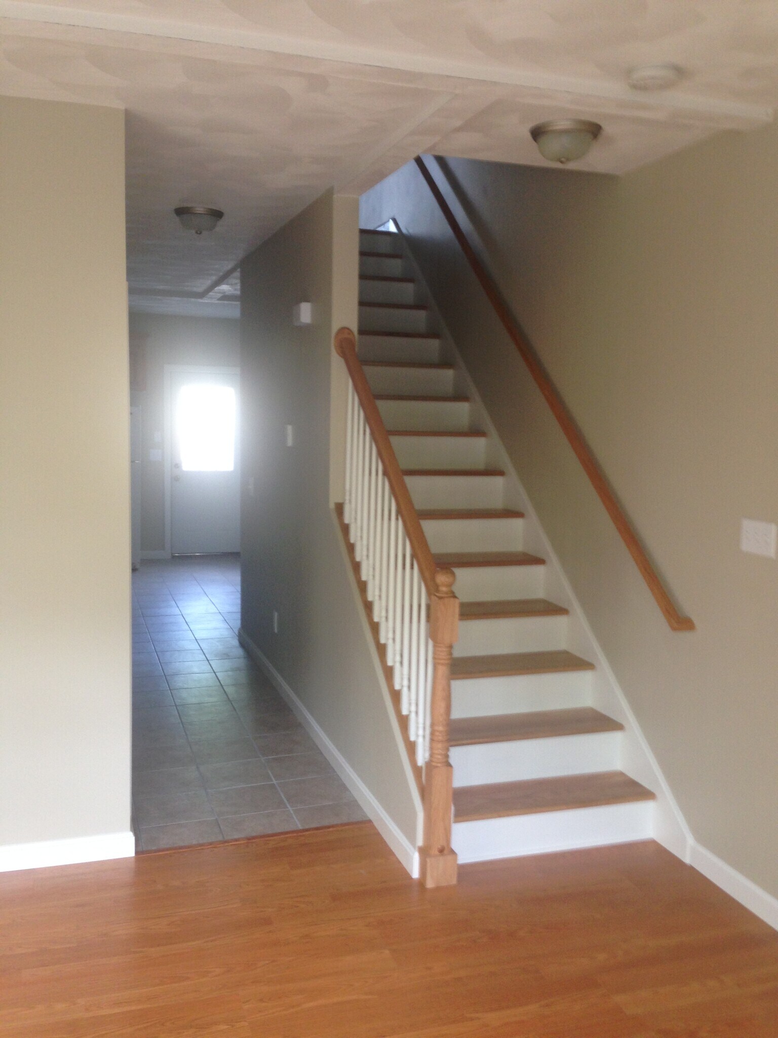 Building Photo - 34 Smith Ave