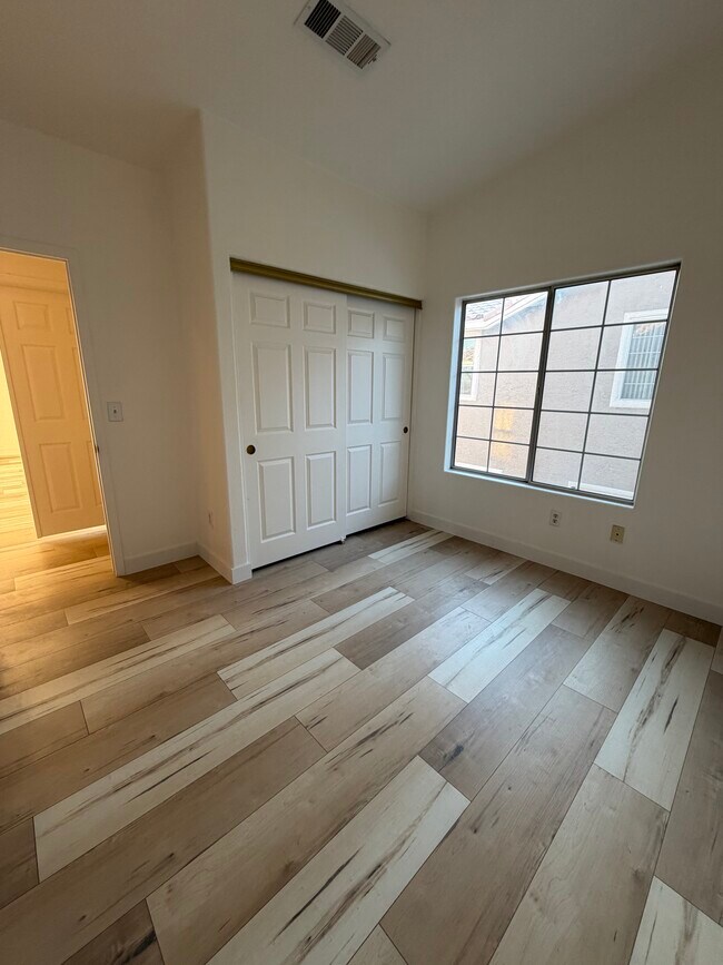 Building Photo - 9334 Peace Pipe Ct