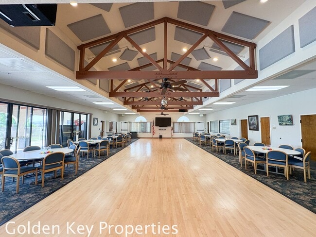 Building Photo - Welcome to the spacious single-level manuf...