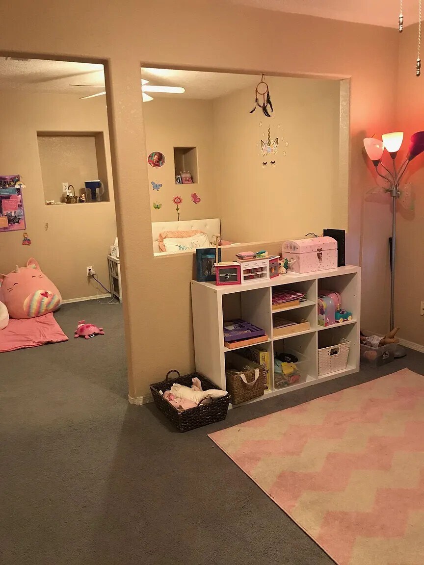 Building Photo - 8020 Brittany Ave NE