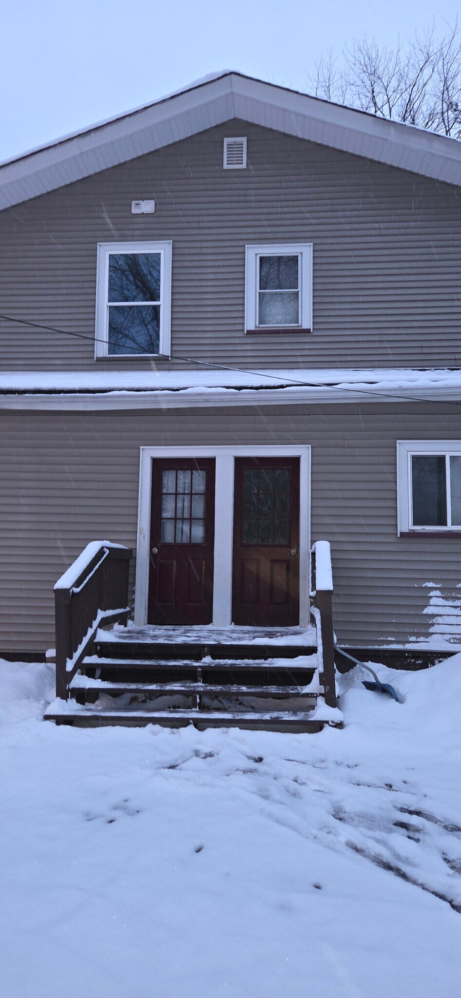 Building Photo - 484 Merchants Rd