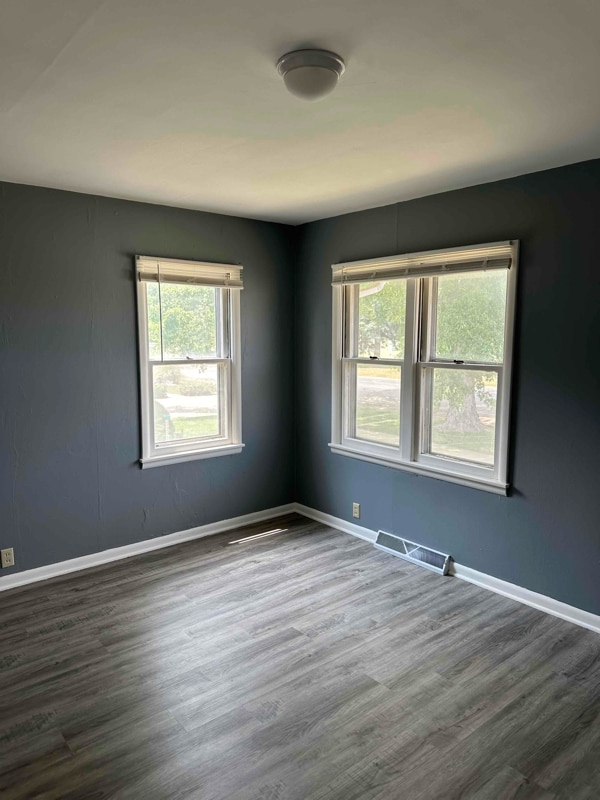 Building Photo - 149 E 1st St