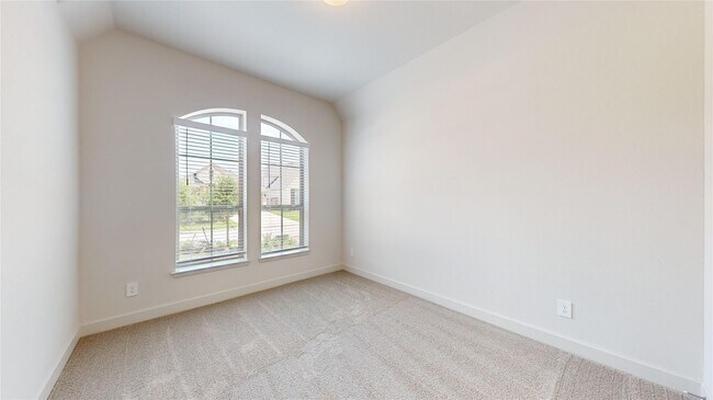 Building Photo - 624 Sand Branch Dr