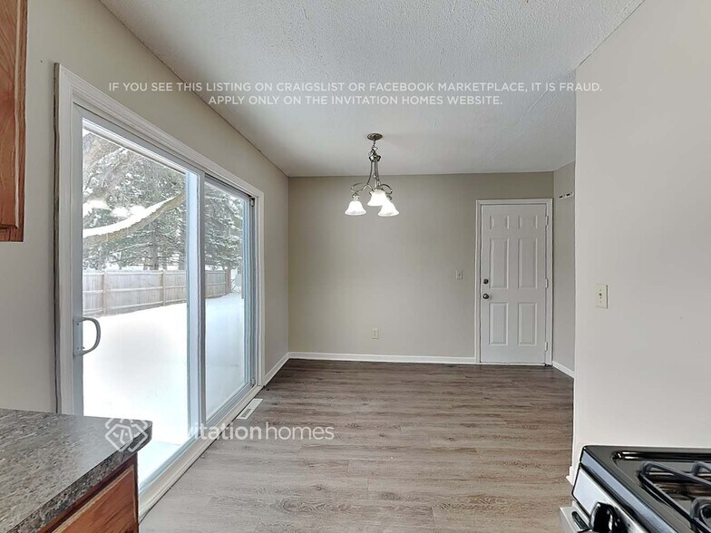 Building Photo - 5700 80th Ave N