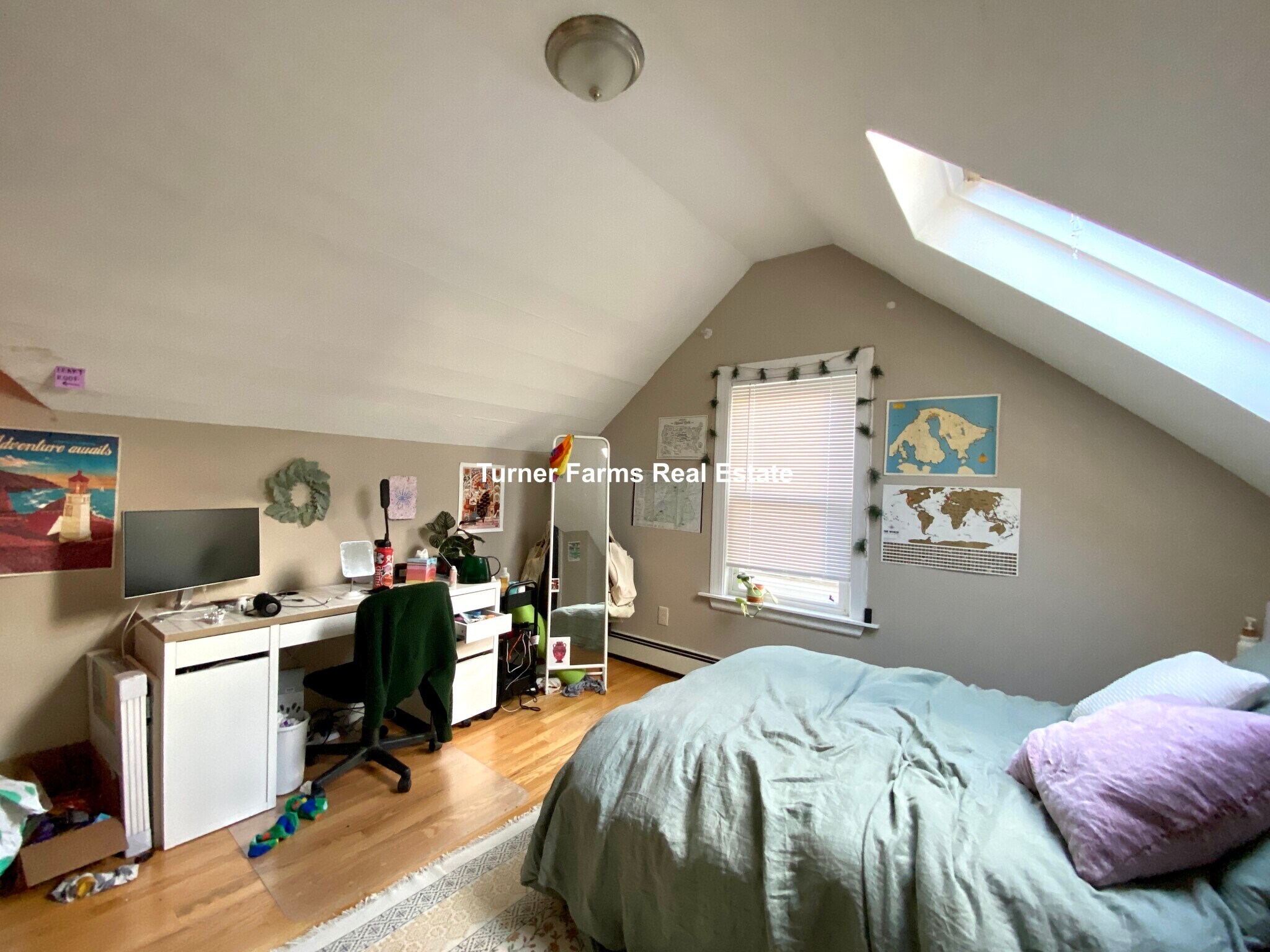 Building Photo - 13 Sachem St