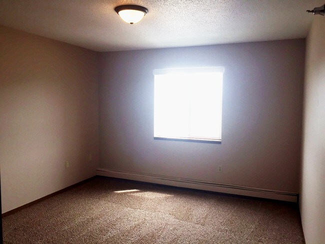 Building Photo - Southern Cross Apartments