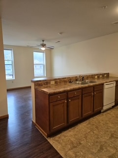 Building Photo - 525 10th St W