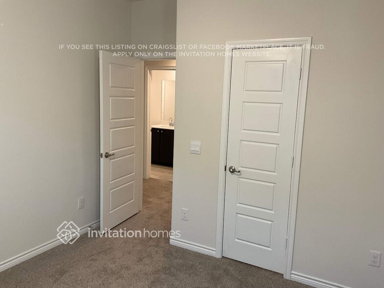 Building Photo - 7325 Mayplace Dr