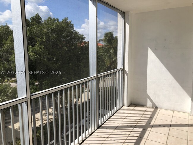 Building Photo - 150 Ocean Ln Dr