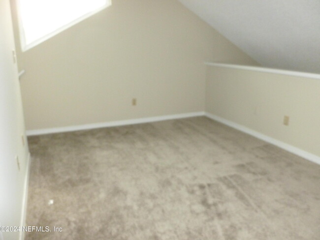 Building Photo - 8049 Kilwinning Ln