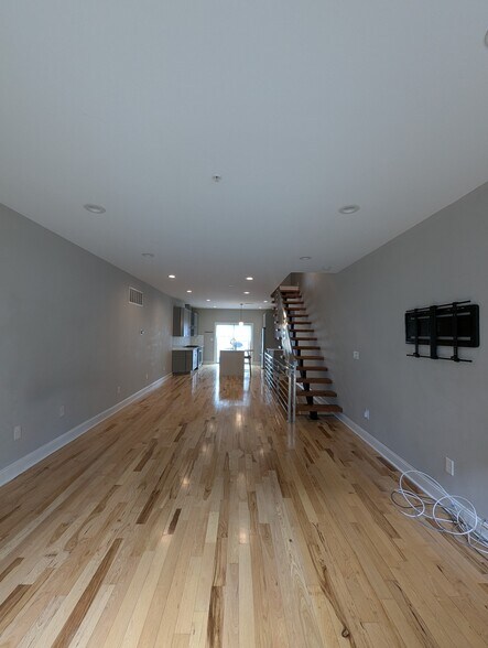 Building Photo - 1644 N 2nd St