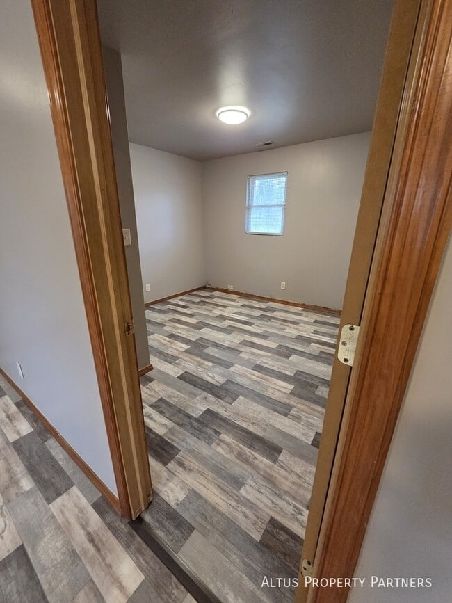 Building Photo - 926 Greenwood Ave