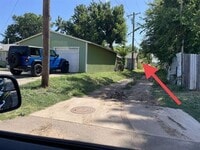 Building Photo - Private / Clean 1 bed bath house