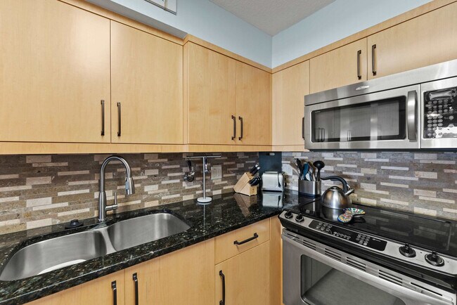 Building Photo - 1 Ocean Trace Rd