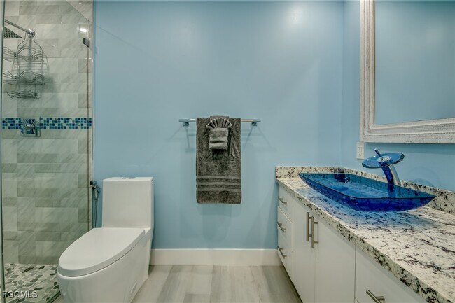 Building Photo - 5325 Mikado Ct