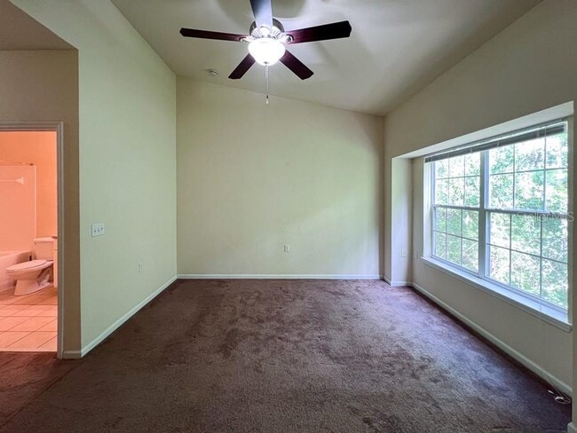 Building Photo - 4886 NW 46th Pl