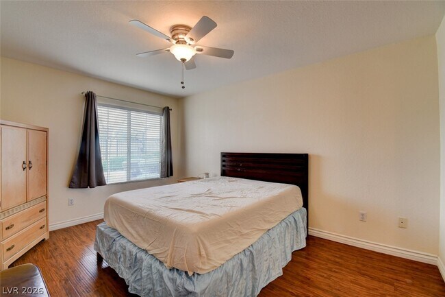 Building Photo - 1900 Villa Palms Ct