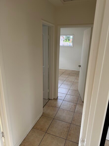 Building Photo - 15231 Acre St