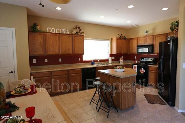 Building Photo - 18888 E Cattle Dr