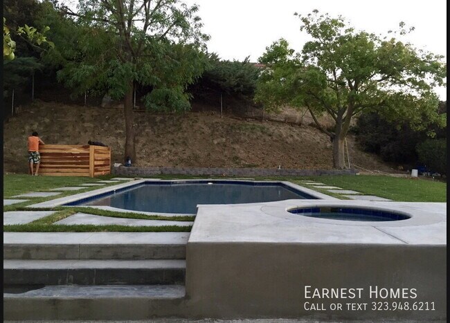 Building Photo - 4455 Deanwood Dr