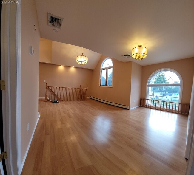 Building Photo - 4143 Harriet Rd