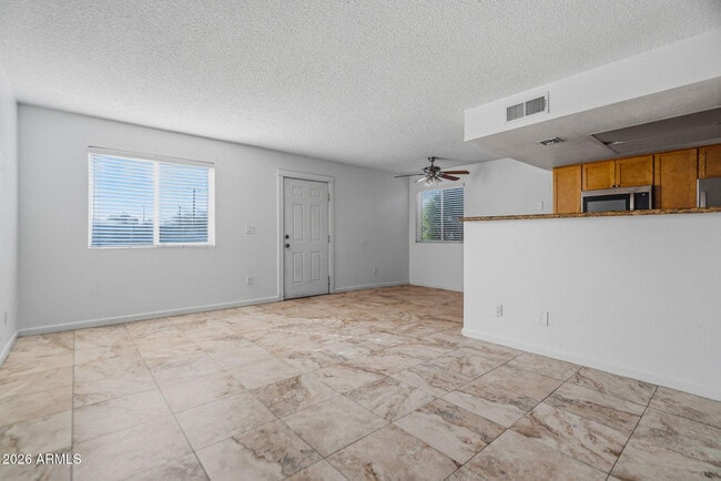 Building Photo - 6627 N 27th Ave