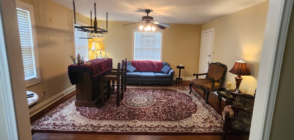 Speakeasy Suite - 415 Sunny Ln