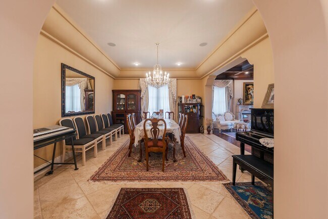 Building Photo - Gorgeous 5 Bedroom Home with sweeping view...