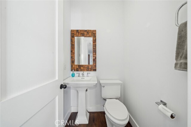 Building Photo - 417 Poinsettia Ave