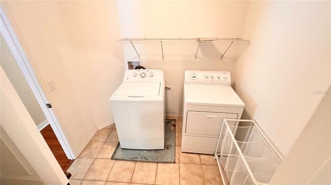 Building Photo - 3658 Oakdale Cir