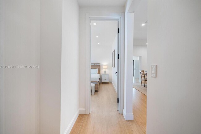 Building Photo - 696 NE 67th St