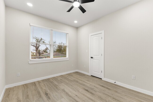 Building Photo - 1316 Williams St