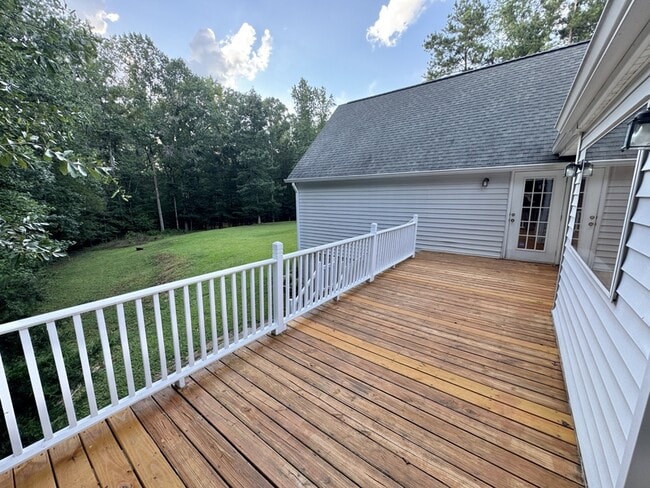 Building Photo - 45 Gentry Dr