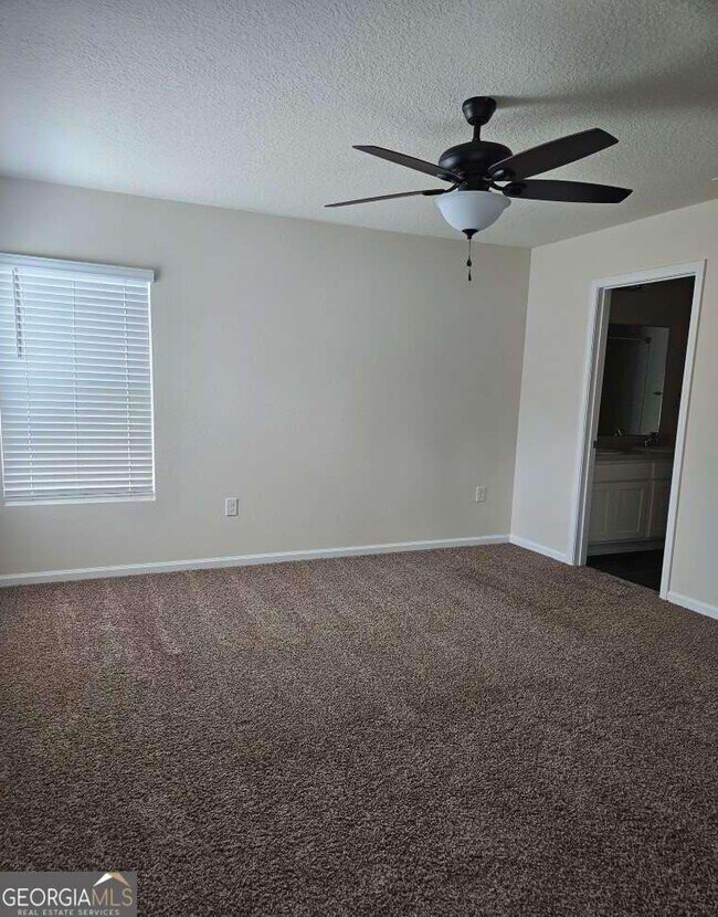 Building Photo - 209 Teakwood Dr