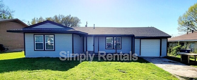 Primary Photo - 1704 Langford St