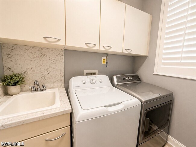 Building Photo - 817 Regency Reserve Cir