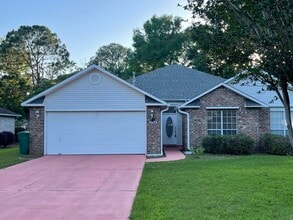 Building Photo - 1144 Troon Dr E