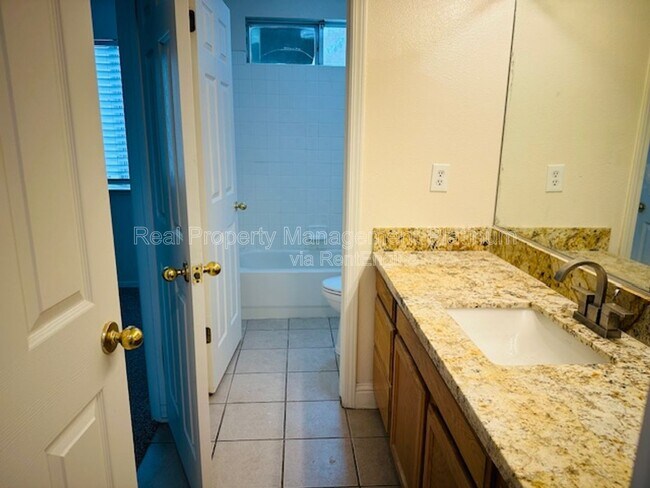 Building Photo - 2775 Palo Alto Ave