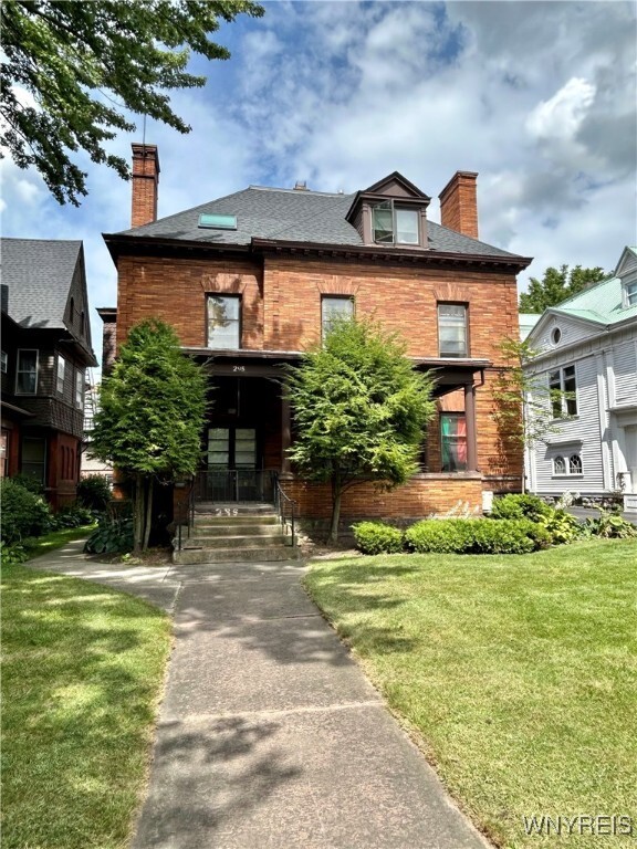 Primary Photo - 295 Summer St