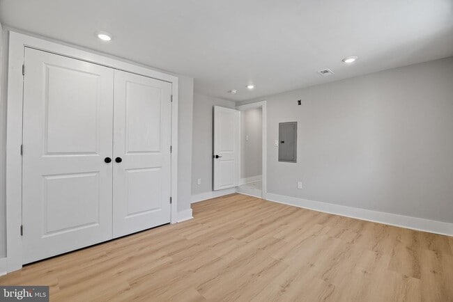 Building Photo - 1309 Marlborough St